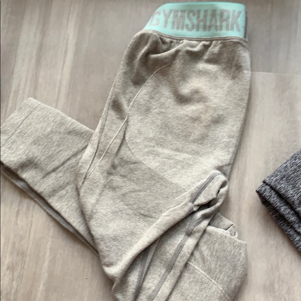Bundle of XS original Gymshark leggings!